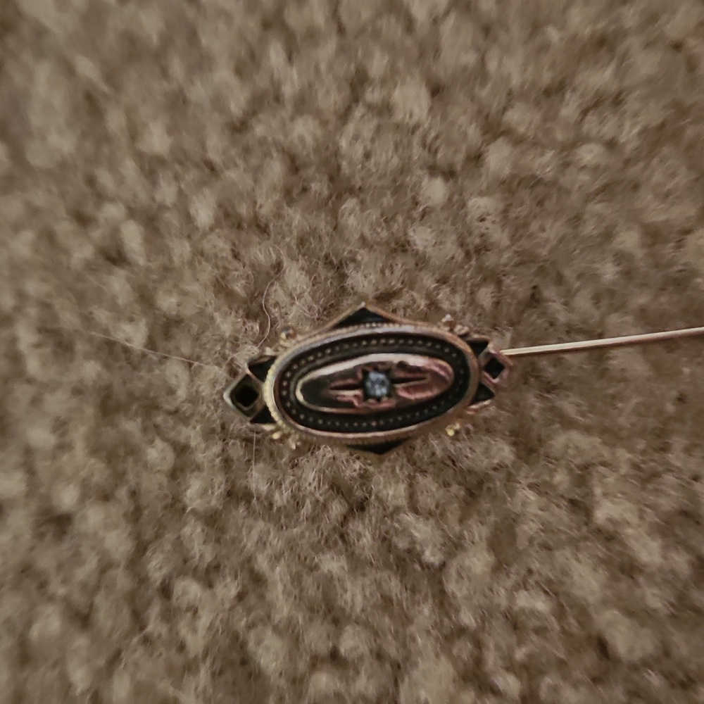 Vintage Avon stick pin - Picture 2 of 4